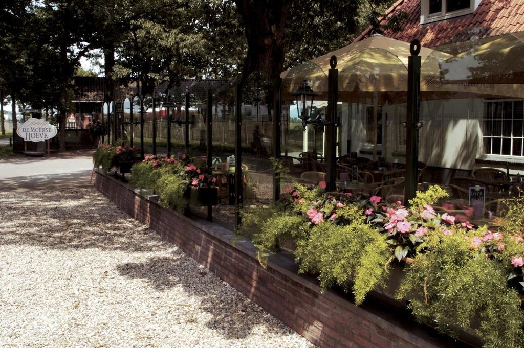 Hotel De Moerse Hoeve 3*
